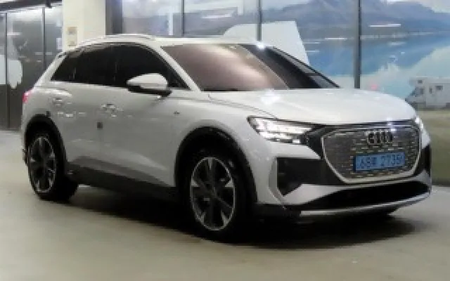 수원수입중고자동차 Q4 e-트론 40 스포트백 프리미엄 매물 사진 14 - 2024/08 53,767km