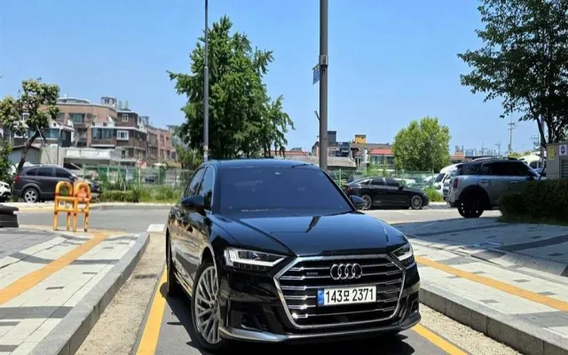 수원수입중고자동차 A8 (D5) 55 TFSI 콰트로 LWB 매물 사진 5 - 2022/09 76,481km